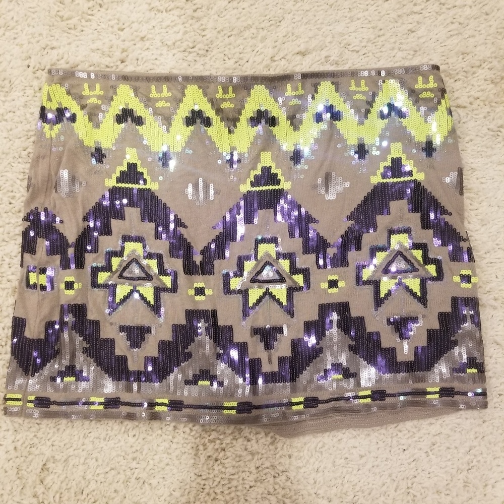 Express mini skirt